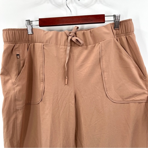 ALL IN MOTION Woman's Nude/Pink Lightweight Track Pants Size XL - Picture 3 of 11